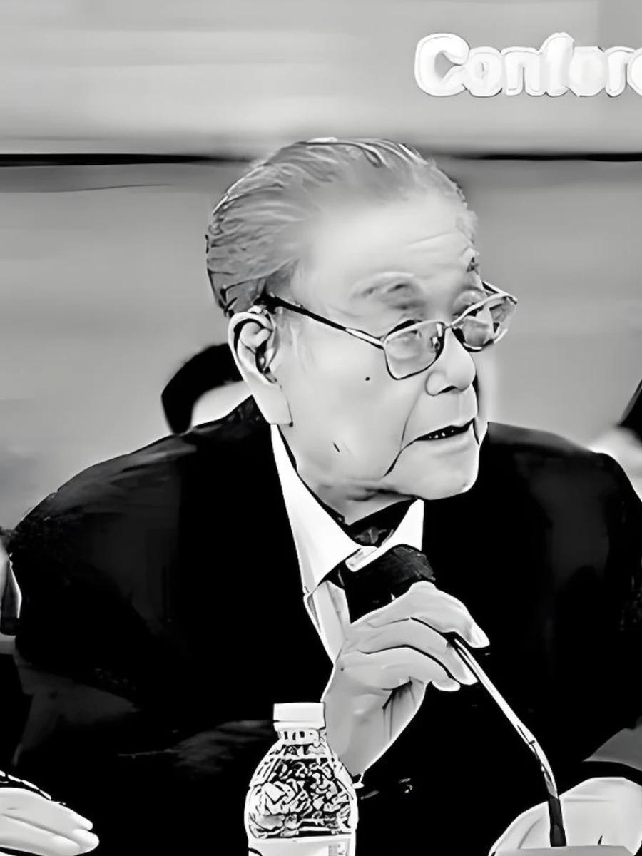 郭寿康 — 中国人民大学法学院教授，中国知识产权法学奠基人