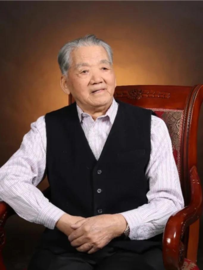 路志正 — 国医大师 · 中医内科专家
